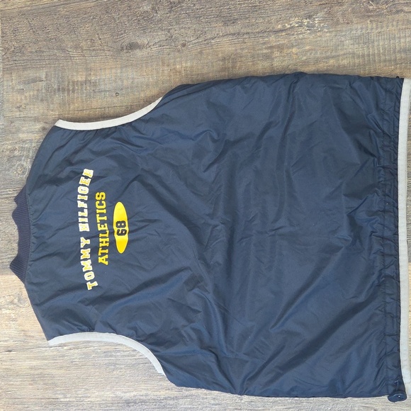 Tommy Hilfiger Red And Blue Reversable Kids Vest - Picture 3 of 3